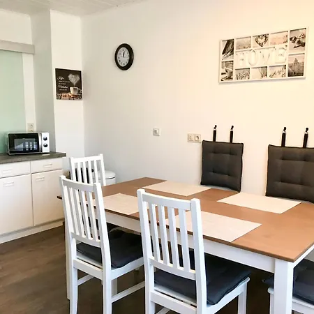 Anne アパート Eppenrod